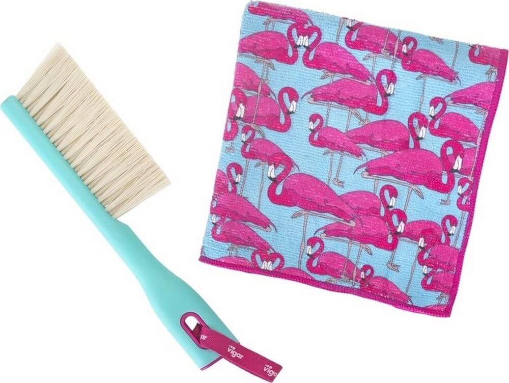 Vigar Beach Towel &amp; Brush Set - LIFESTYLE - Picnic - Soko and Co