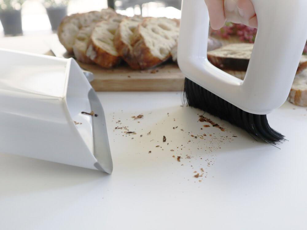 Kitchen Benchtop Dustpan &amp; Brush White - KITCHEN - Bench - Soko and Co